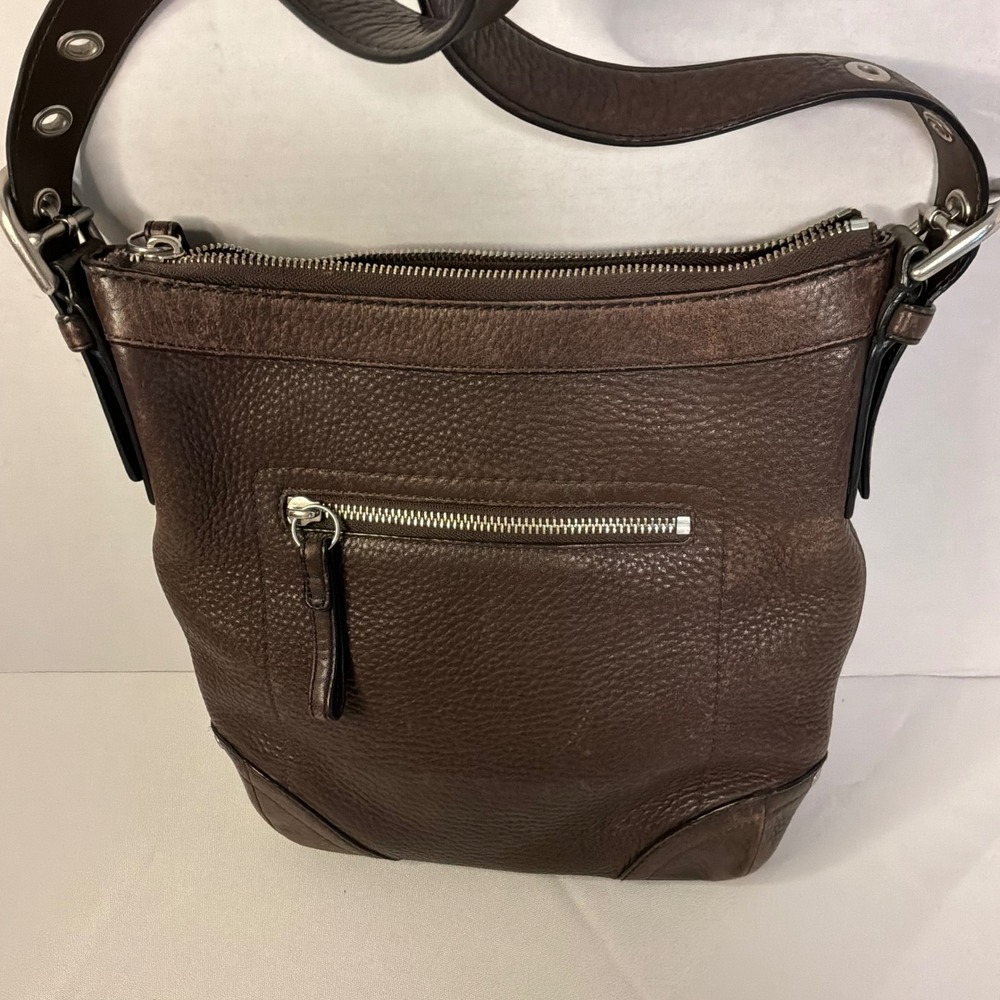 🔵 Coach Soho Brown Pebbled Leather Crossbody‎ Bag F12319